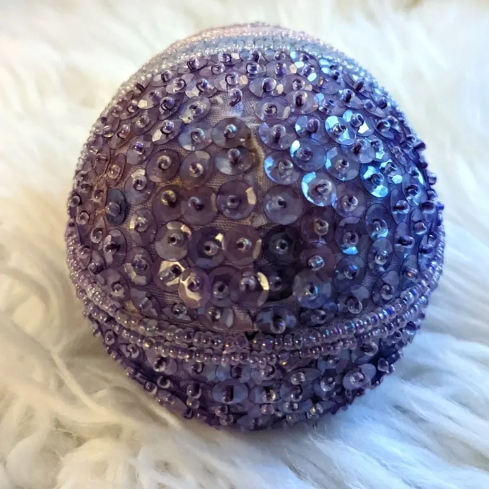 GAC RARE DECORATIVE EASTER EGG FILLABLE TRINKET / GIFT BOX WITH BEADS & SEQUINS